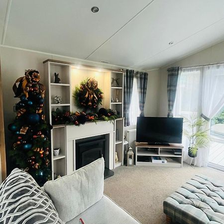 Hidden Jewel Lodge With Hot Tub York Luaran gambar