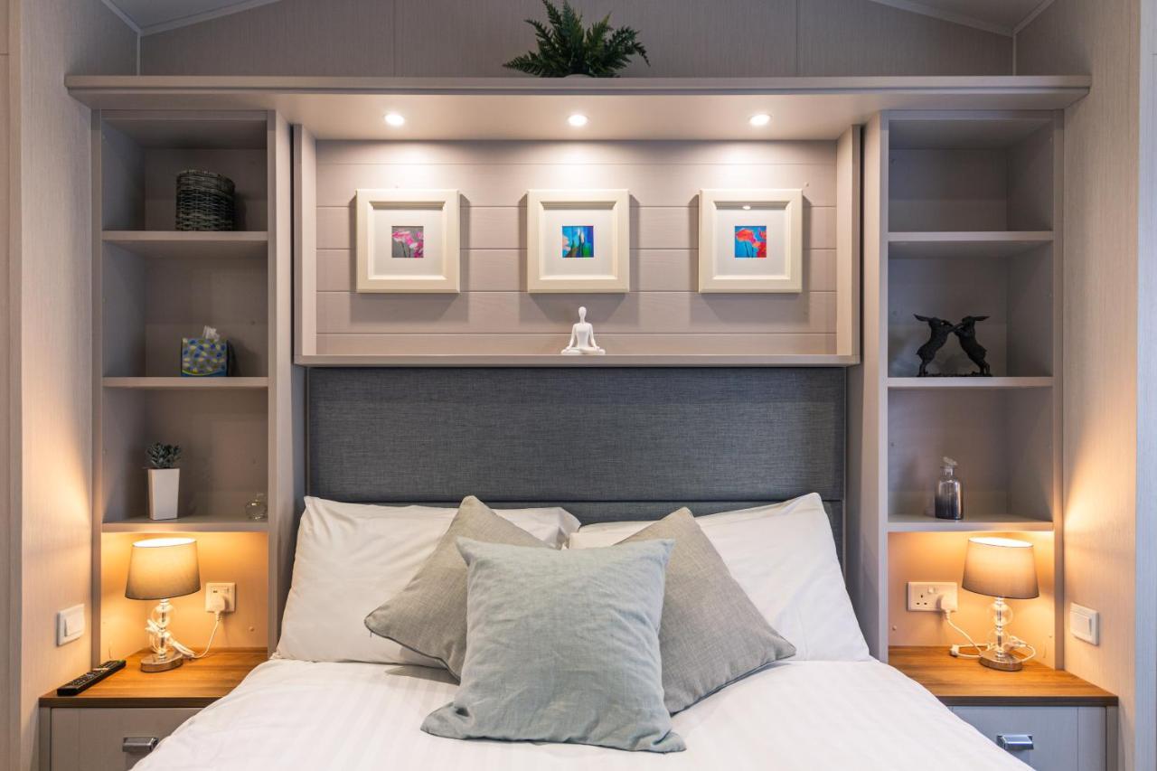 Hidden Jewel Lodge With Hot Tub York Luaran gambar